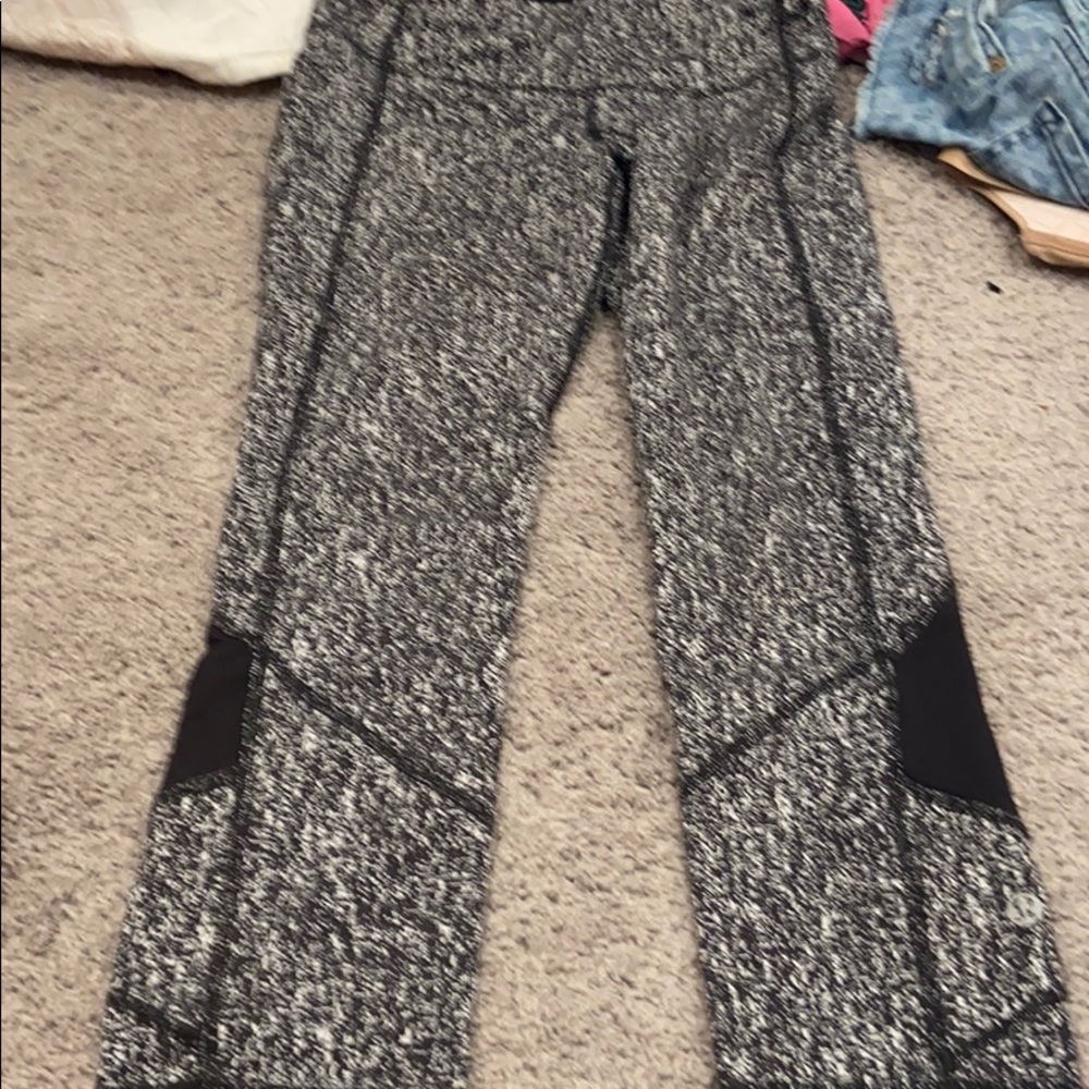Lululemon cropped leggings
